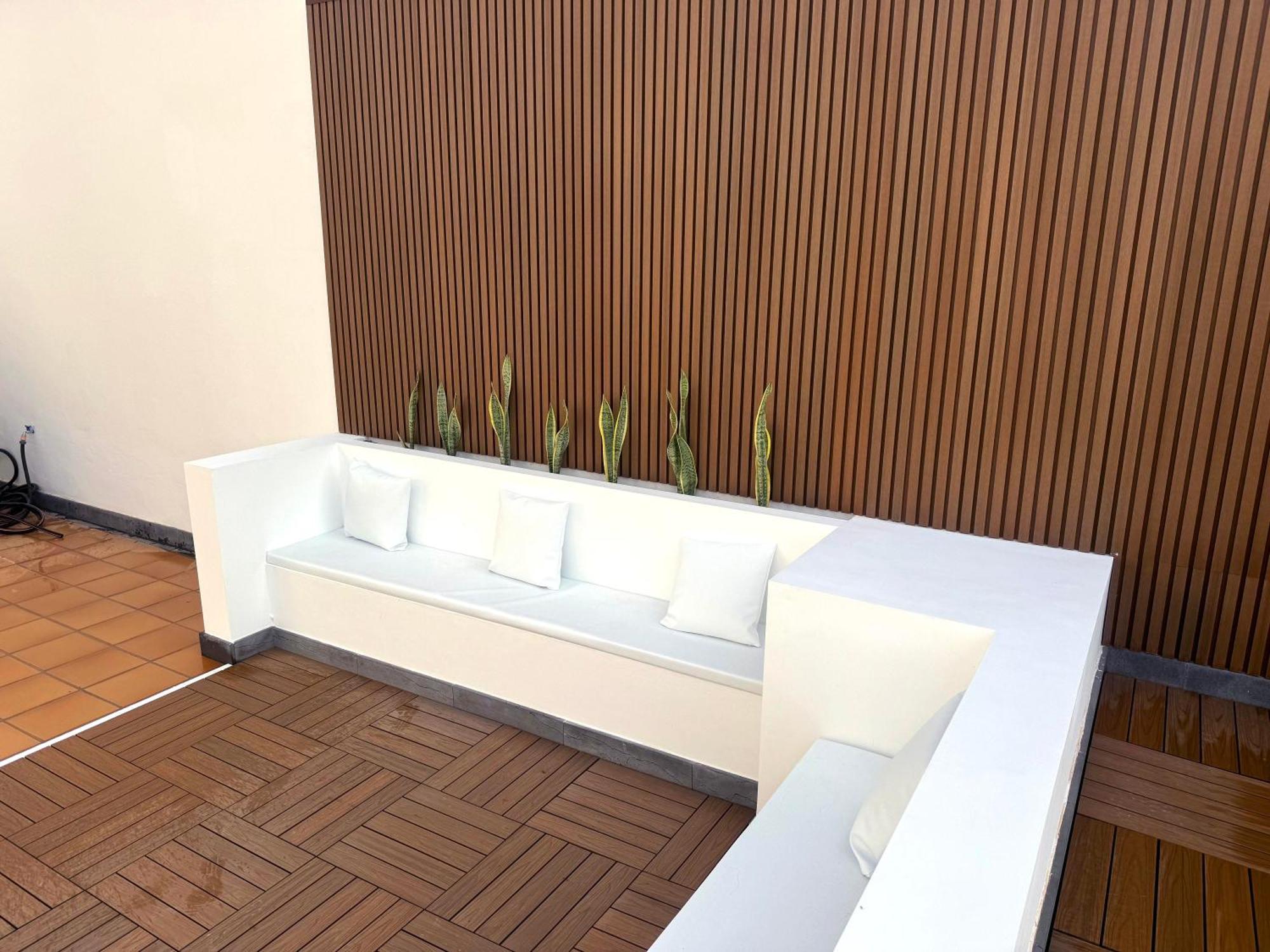 Villa Dedalos - A Luxury Large Villa With A Heated Pool In 卡列罗港 外观 照片